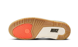 Air Jordan 3 Family Affair - image 3