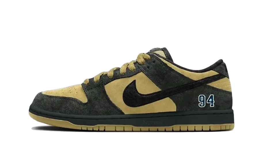 Nike SB Dunk Low Supreme Camper Green - image 1