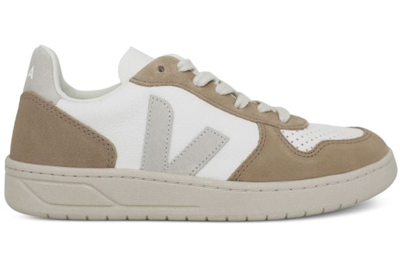 Veja V-10 Extra White Natural Sahara - image 1