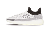 Adidas Yeezy 350 V2 CMPCT Panda - image 1