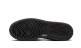 Air Jordan 1 Low Flight Club - image 6