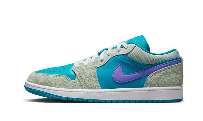 Air Jordan 1 Low SE Light Bone Aquatone - image 1