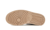 Air Jordan 1 Retro High OG Latte - image 3