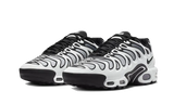 Nike Air Max Plus Drift Panda - image 2