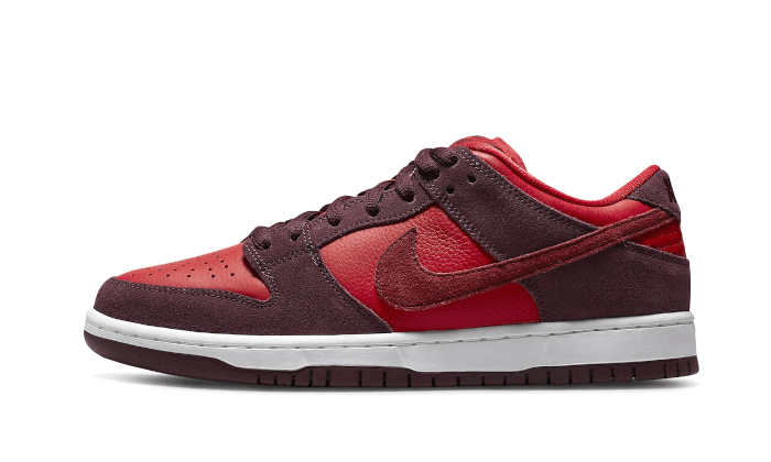Nike Sb Dunk Low Cherry - image 1