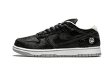 Nike SB Dunk Low BE@RBRICK Medicom Toy - image 1